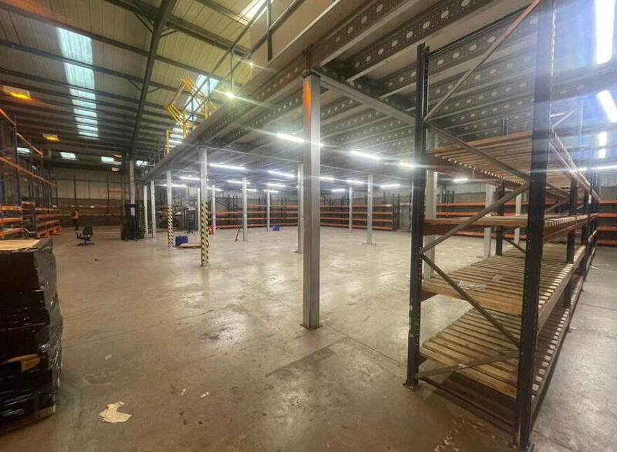 Unit 7, Ravenhill Business Park, Belfast, BT6 8AW
