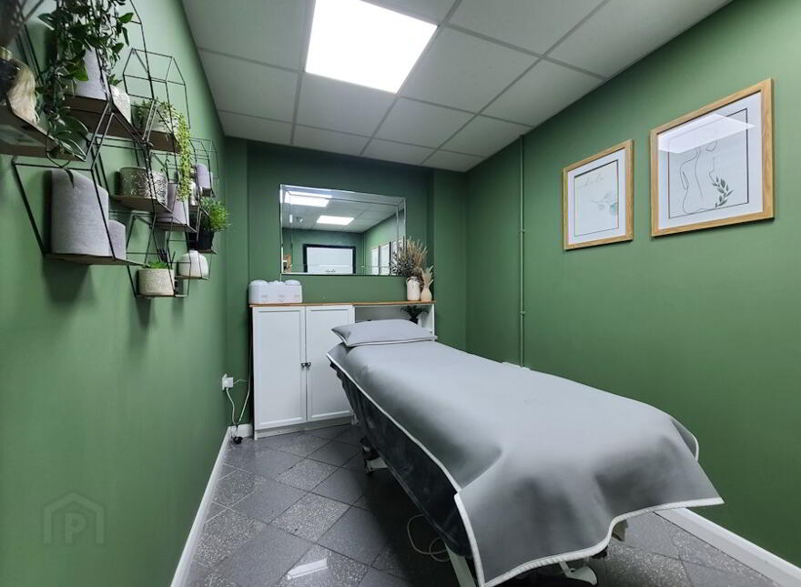 Unit 3, 22 - 24 New Street, Randalstown, Antrim, BT41 3AF