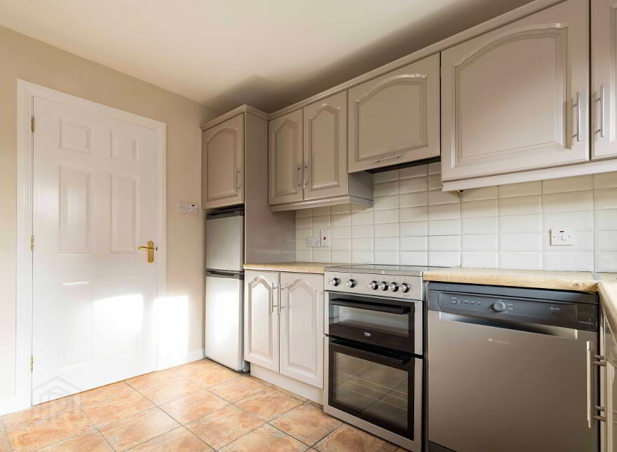 27 The Spires, Diamond Road, Dromore, BT25 1QE