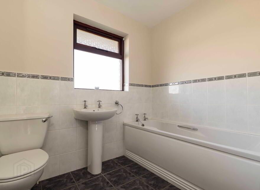 27 The Spires, Diamond Road, Dromore, BT25 1QE