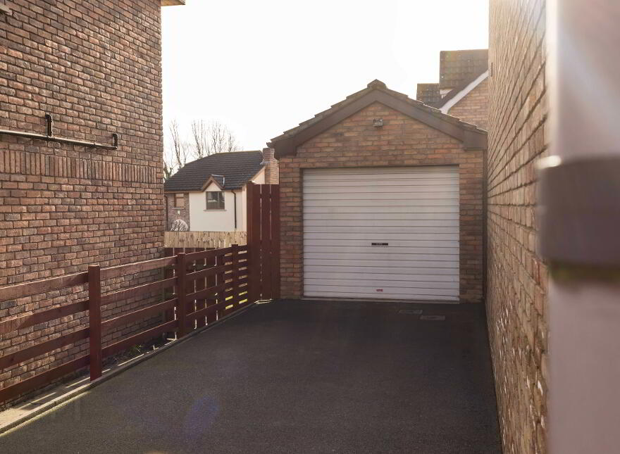 27 The Spires, Diamond Road, Dromore, BT25 1QE