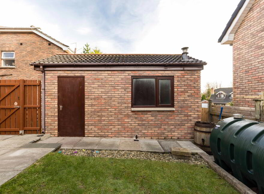 27 The Spires, Diamond Road, Dromore, BT25 1QE