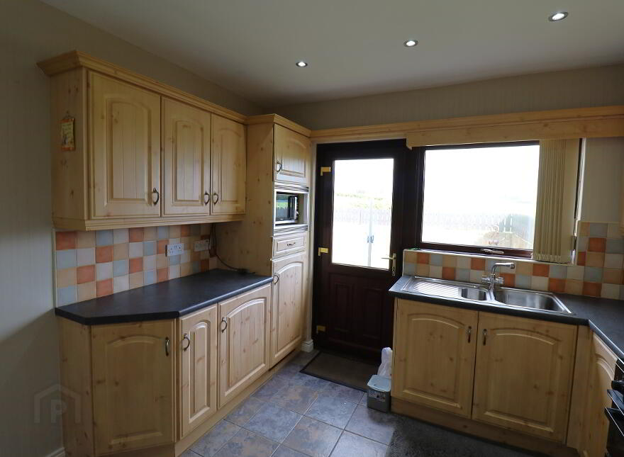 54 Mourneview Park, Kilkeel, BT34 4NB
