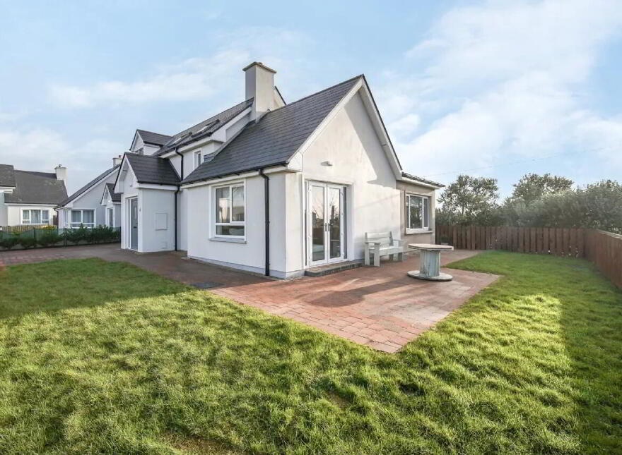 4 Radharc Na Noilean, Magheraclogher, Gweedore, F92T938