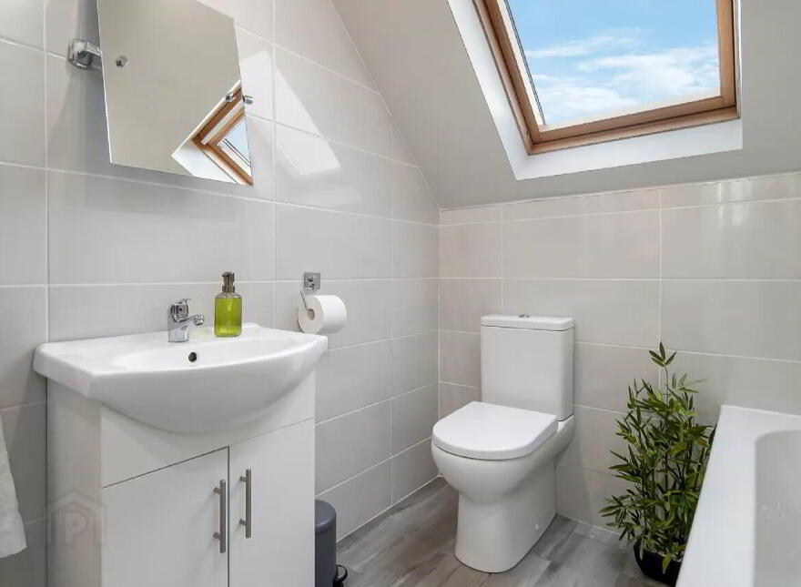 4 Radharc Na Noilean, Magheraclogher, Gweedore, F92T938
