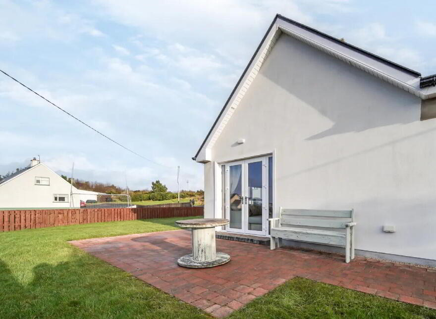 4 Radharc Na Noilean, Magheraclogher, Gweedore, F92T938