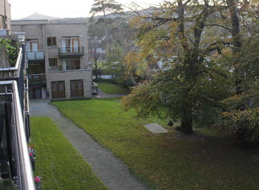 70 Ridge Hall