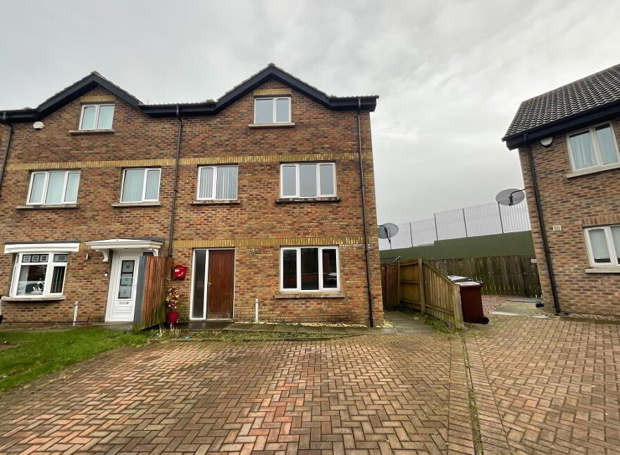 Property To Rent in BT14 PropertyPal