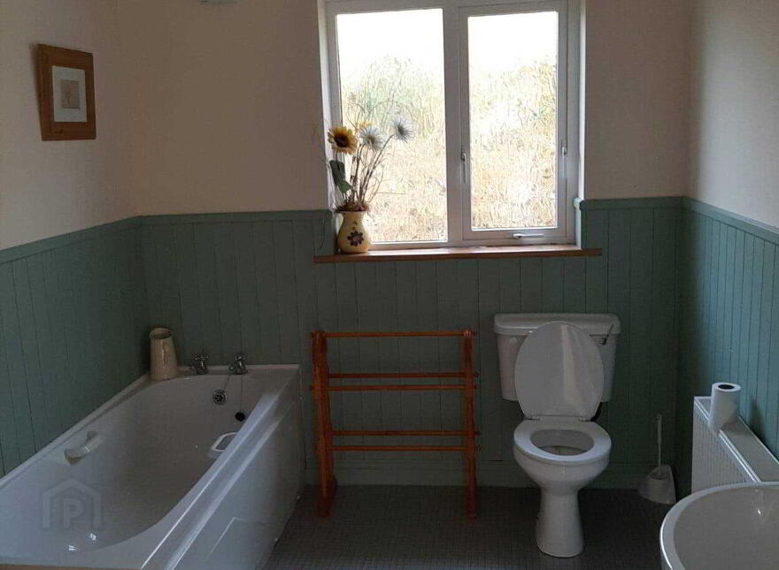 Stantons Brae House, Greaghnageeragh, Ballyfarnon, Boyle, F52P972