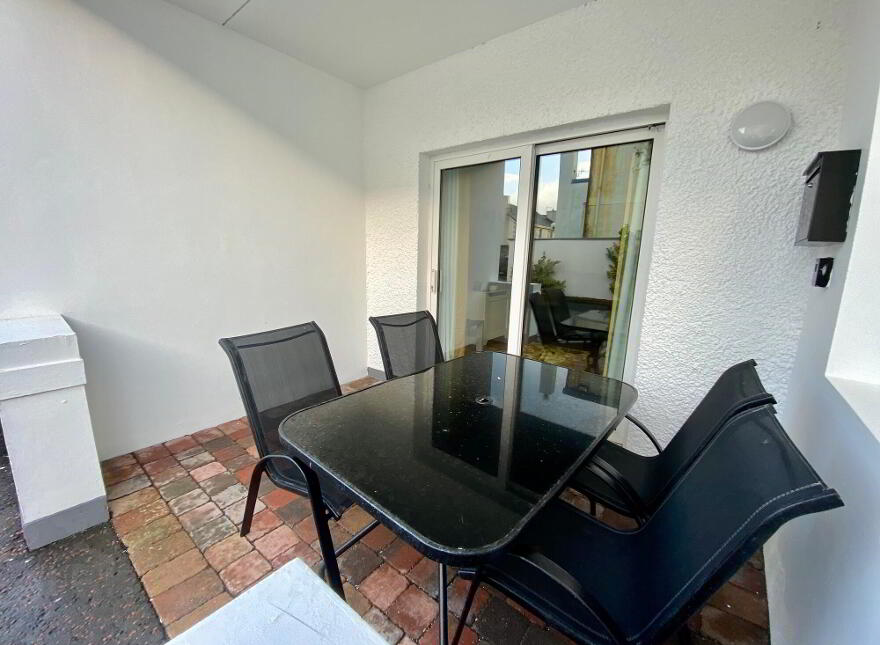 5 The Marine Apartments, Ballycastle, BT54 6GE