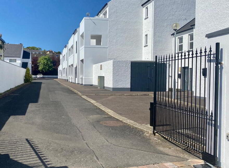 5 The Marine Apartments, Ballycastle, BT54 6GE