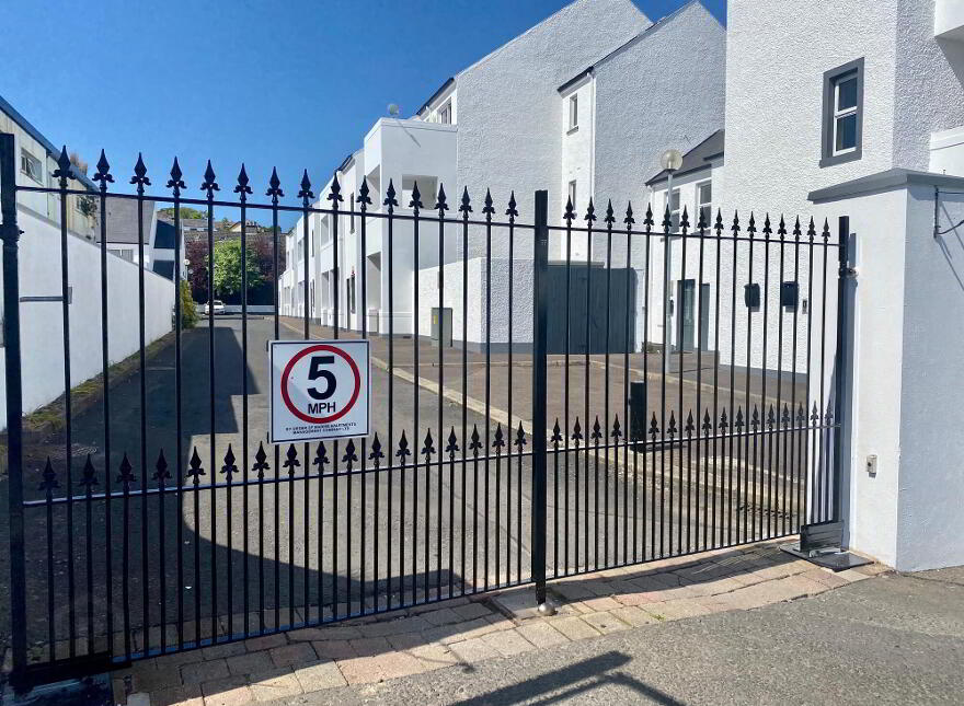 5 The Marine Apartments, Ballycastle, BT54 6GE
