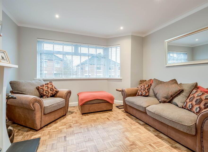9 Tudor Avenue, Belfast, BT6 9LR