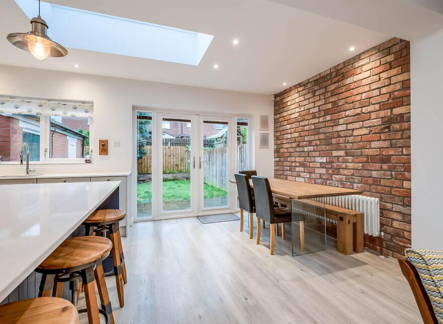 9 Tudor Avenue, Belfast, BT6 9LR