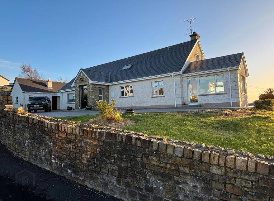 Carricknagore,, Killybegs, F94C2R7