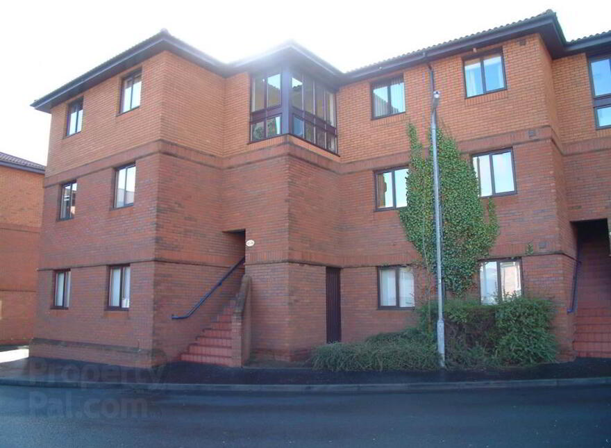 15 Lockside Court, Stranmillis, Belfast, BT9 5GQ photo