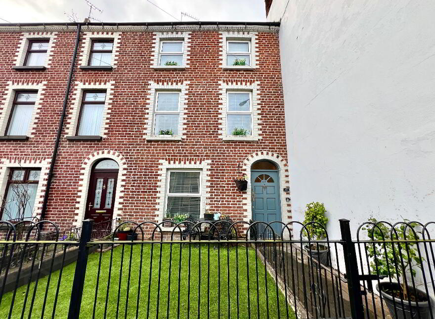Recently Added Property For Sale in Derry / Londonderry PropertyPal