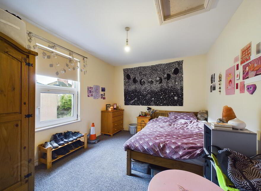 Belgravia House, 2a Belgravia Avenue, Belfast, BT9 7BJ