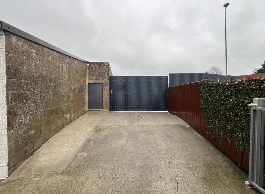 34 The Square, Coalisland, BT71 4LN