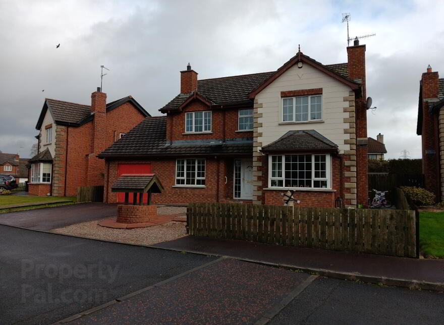 4 Chasewood Manor, Portadown, BT63 5FL photo
