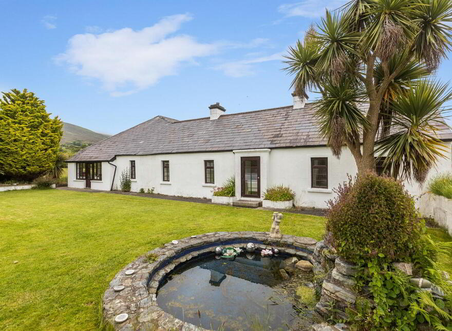 387 Glassdrumman Road, Annalong, BT34 4QN