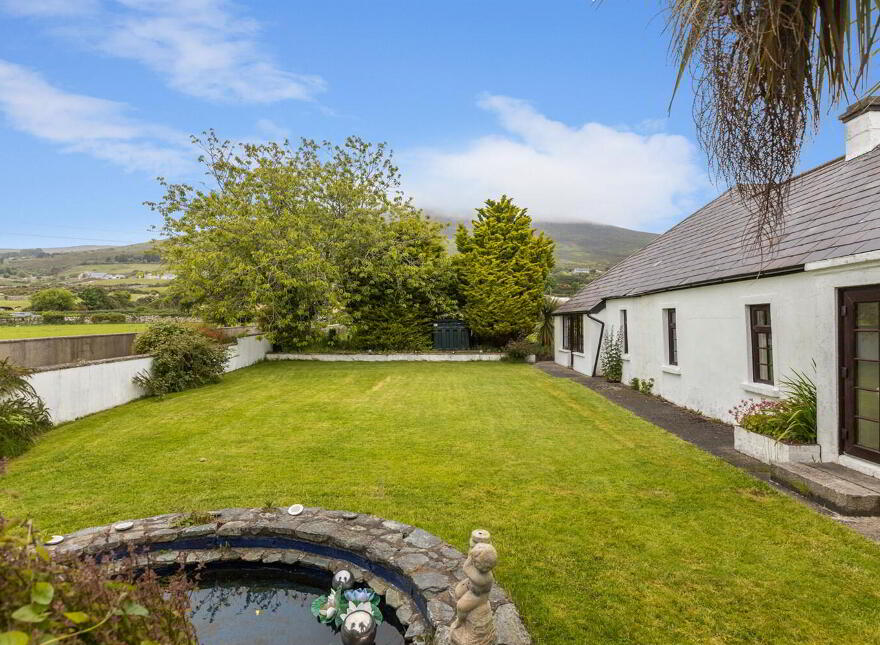 387 Glassdrumman Road, Annalong, BT34 4QN