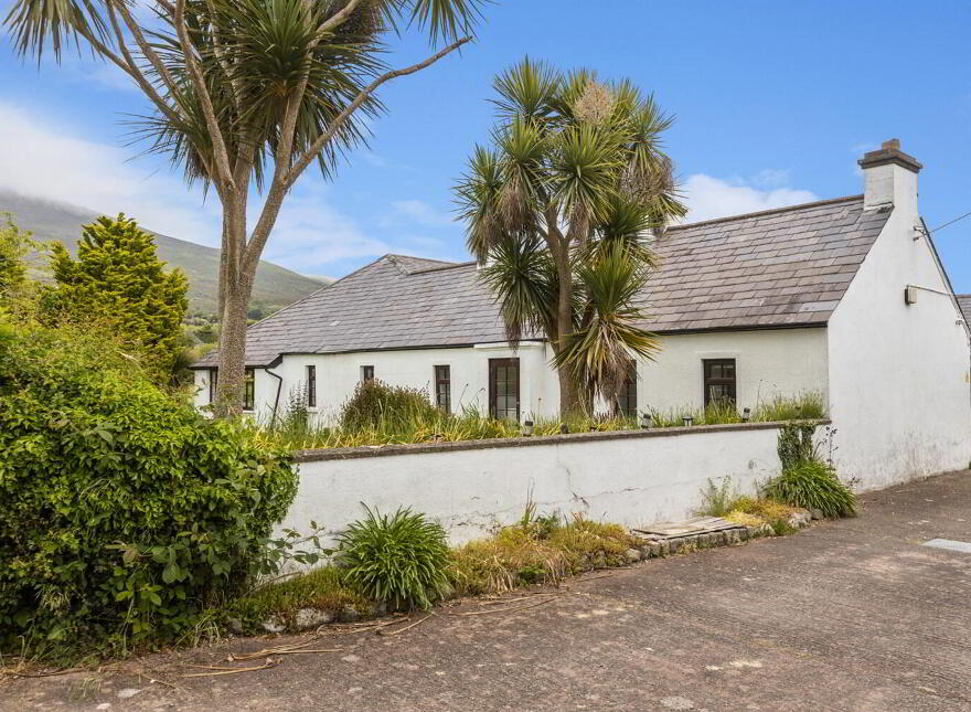 387 Glassdrumman Road, Annalong, BT34 4QN