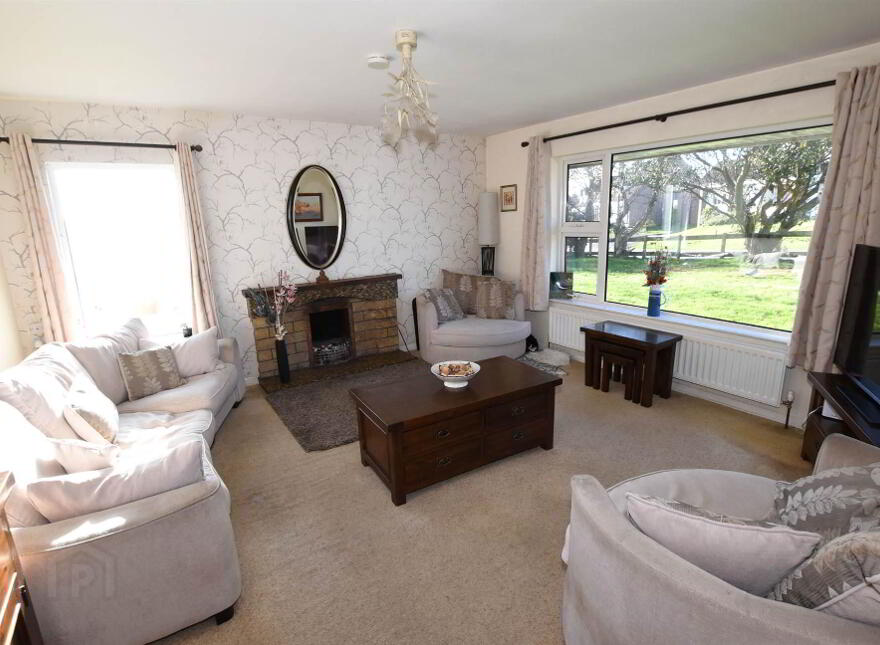8 Ardfern Road, Downpatrick, BT30 6TW