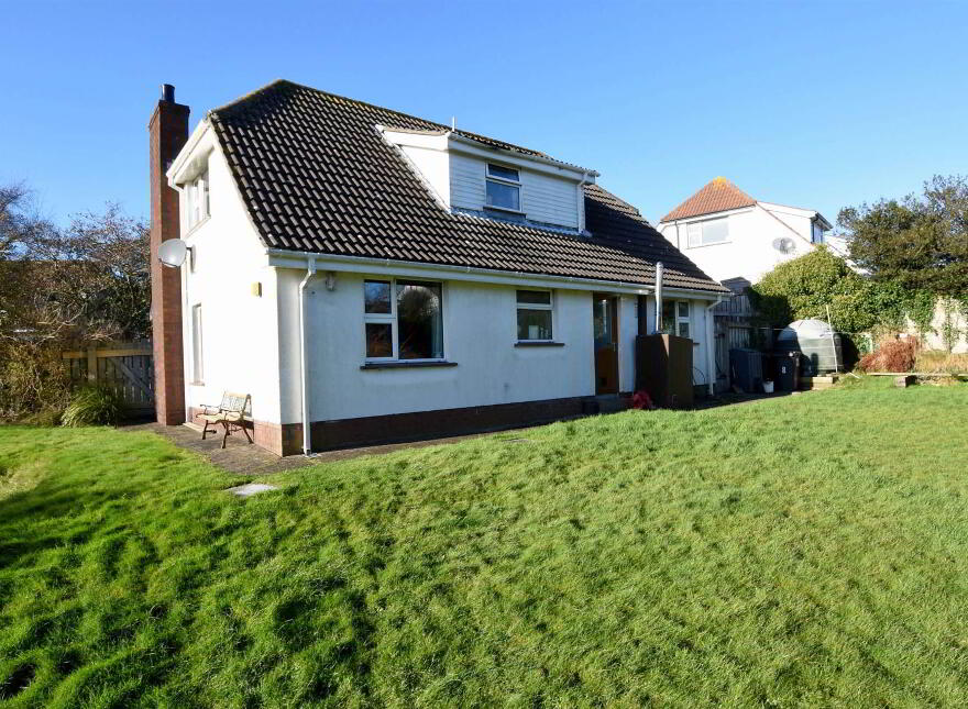 8 Ardfern Road, Downpatrick, BT30 6TW