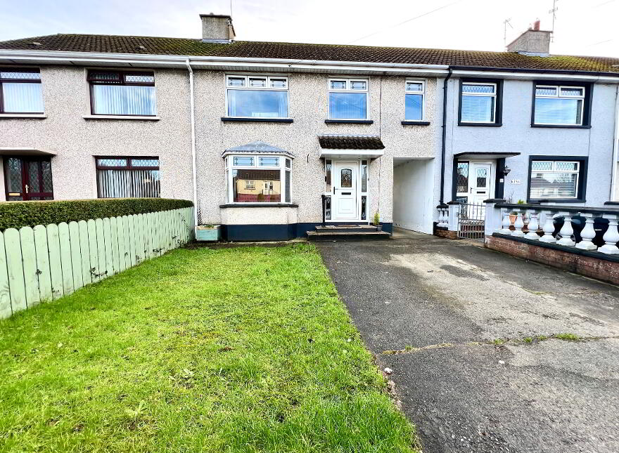 Property For Sale in Derry / Londonderry, 3+ Bedrooms PropertyPal