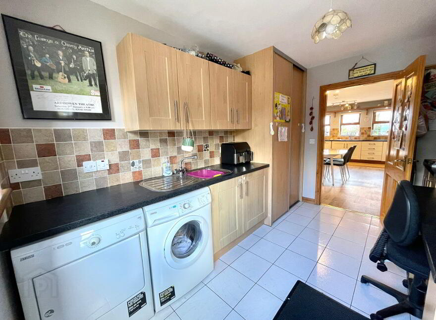438 Loughshore Road, Drumcrow West, Roscor, Belleek, BT93 3BR