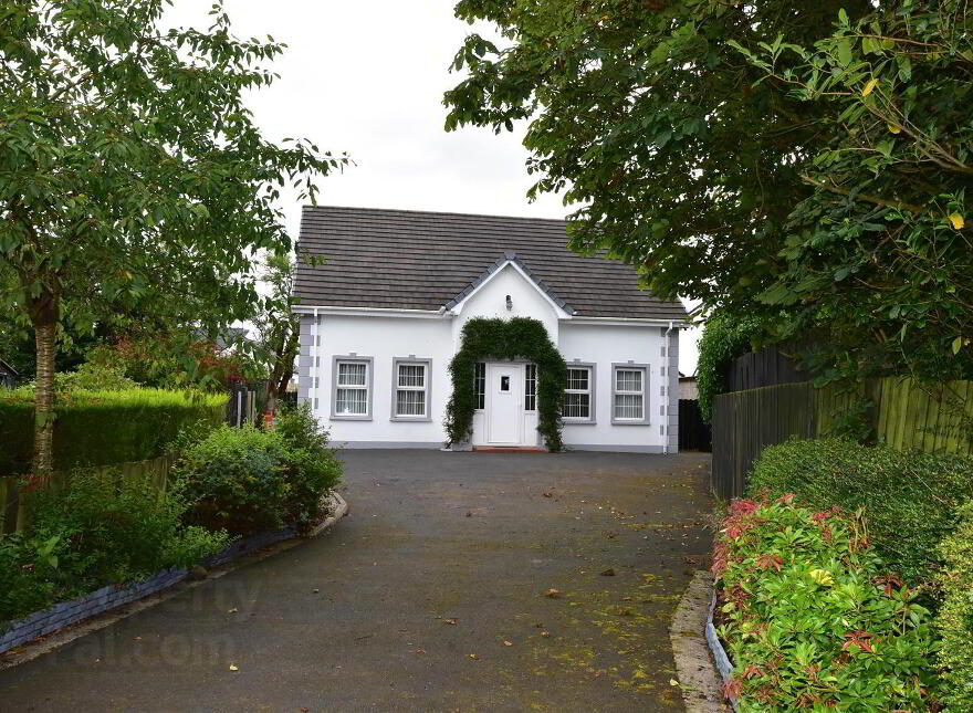 103a Church Road, Randalstown, BT41 3JW photo