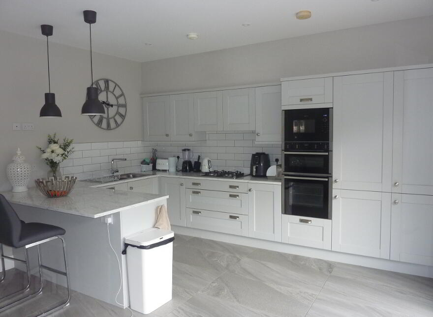 10 Finaghy Park Gardens, Belfast, BT10 0FU