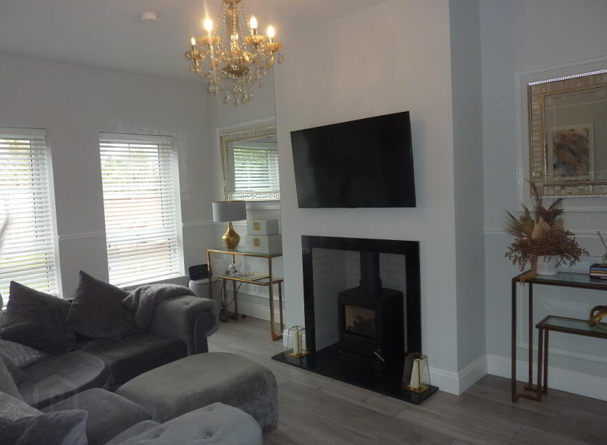 10 Finaghy Park Gardens, Belfast, BT10 0FU