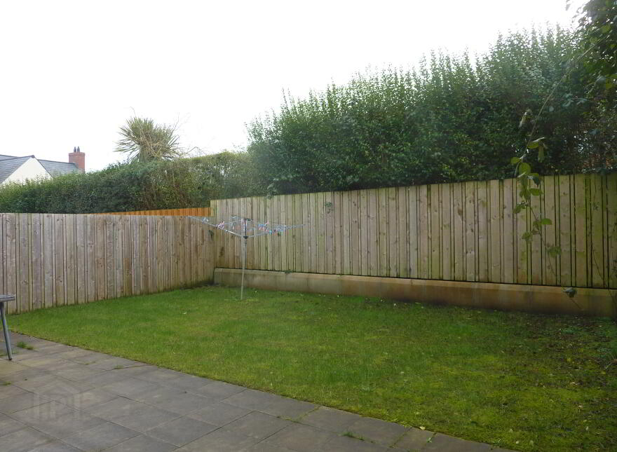 10 Finaghy Park Gardens, Belfast, BT10 0FU