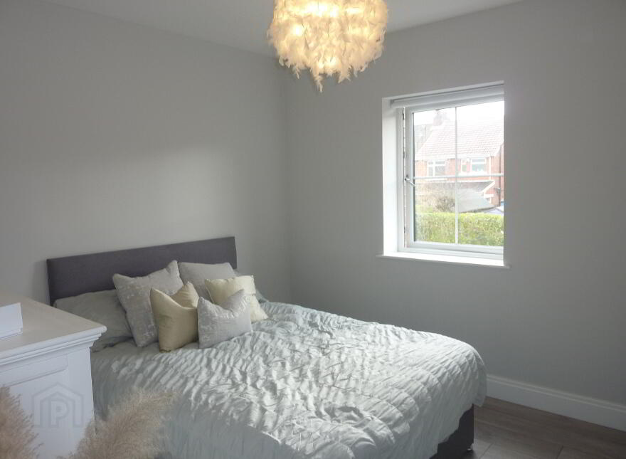 10 Finaghy Park Gardens, Belfast, BT10 0FU