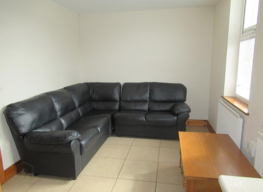 Unit 4, 42 Fitzroy Avenue, Belfast, BT7 1HW