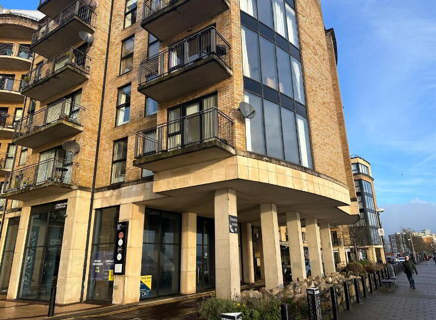 Clipper Quay, 202 Strand Road, Londonderry, BT48 7NR photo