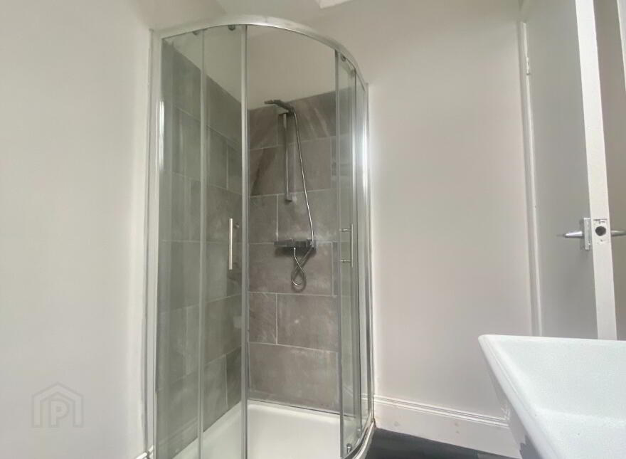 8a High Street, Donaghadee, BT21 0AA