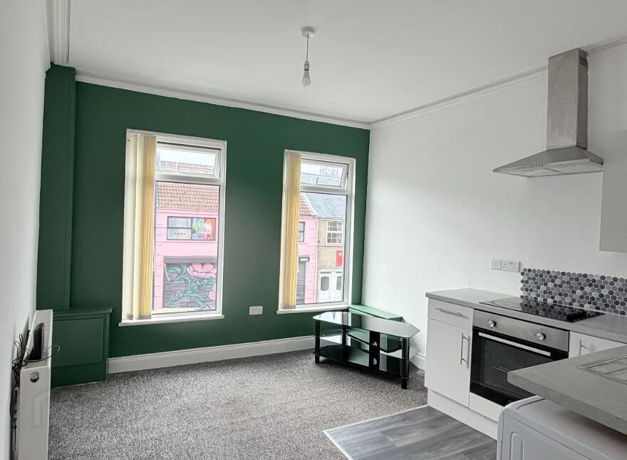 8a High Street, Donaghadee, BT21 0AA