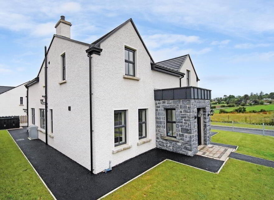 2 Esker Road, Dromore, Omagh, BT78 3JH