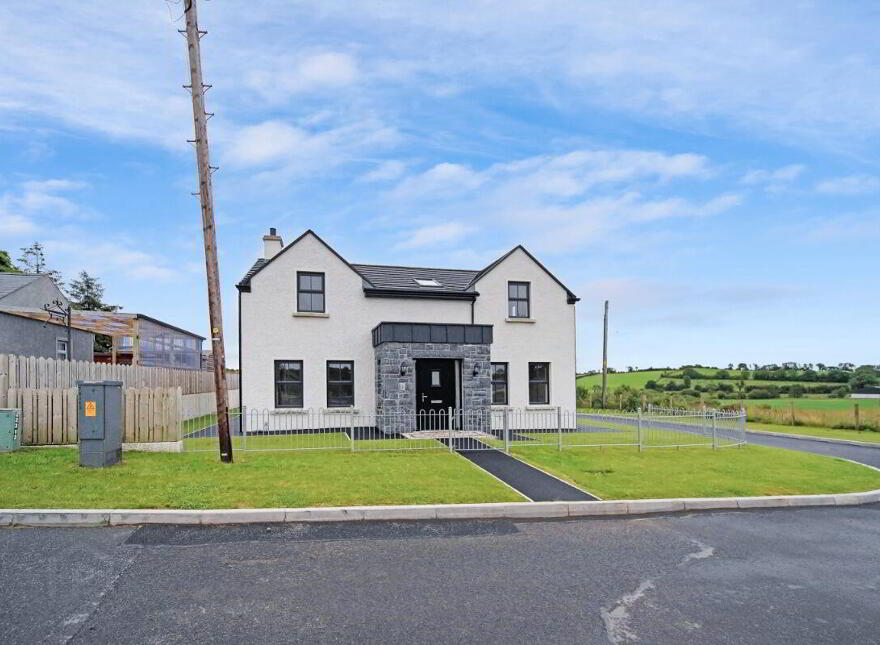 2 Esker Road, Dromore, Omagh, BT78 3JH