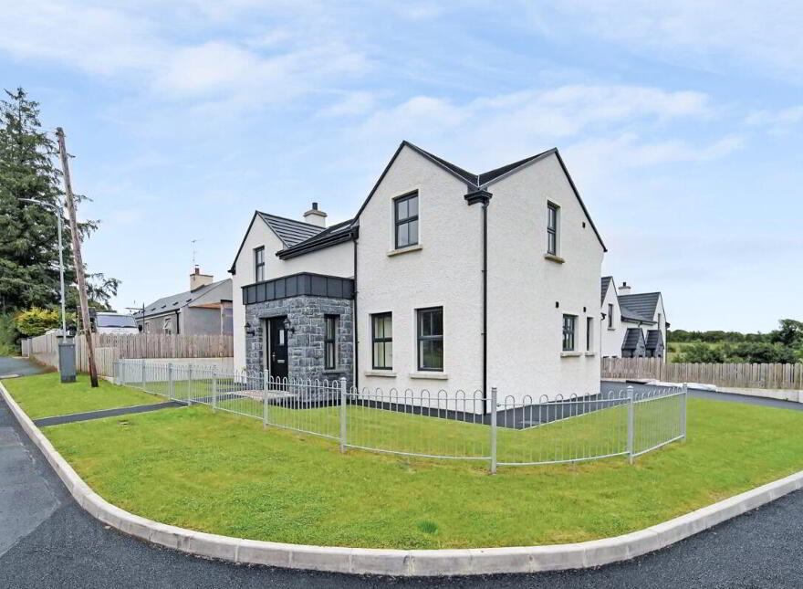 2 Esker Road, Dromore, Omagh, BT78 3JH