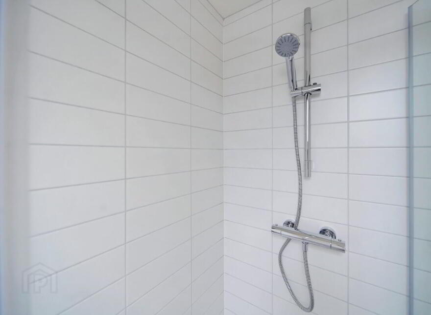 2 Esker Road, Dromore, Omagh, BT78 3JH