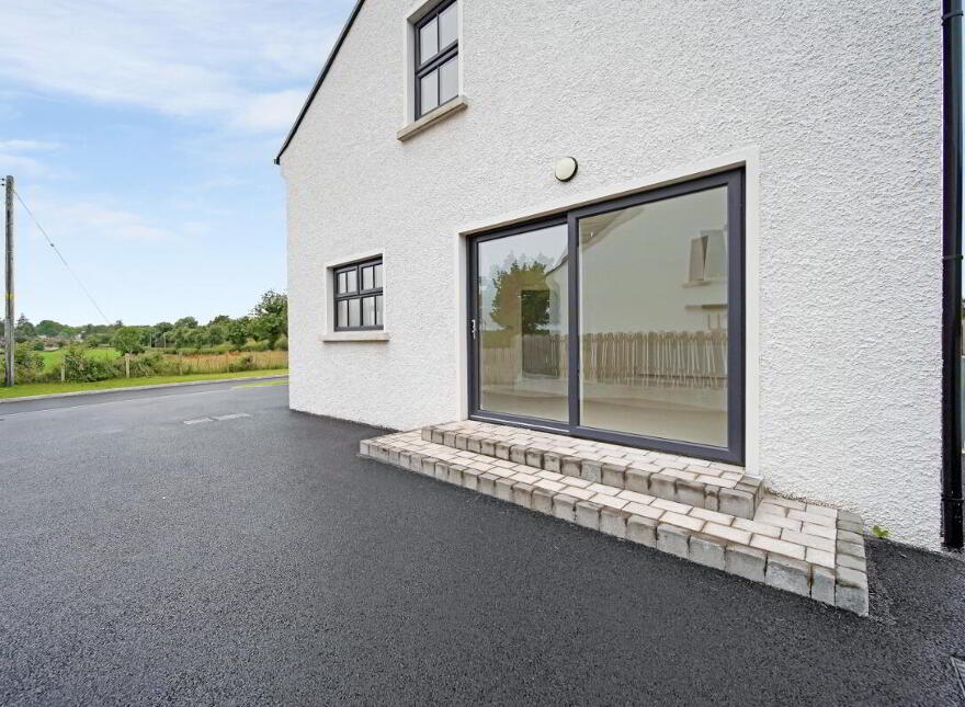 2 Esker Road, Dromore, Omagh, BT78 3JH