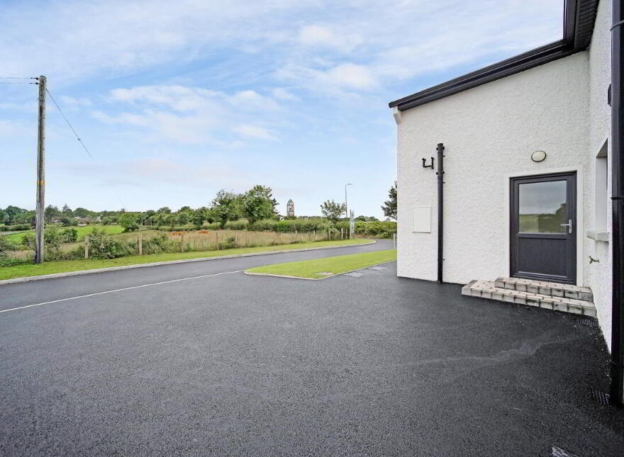2 Esker Road, Dromore, Omagh, BT78 3JH