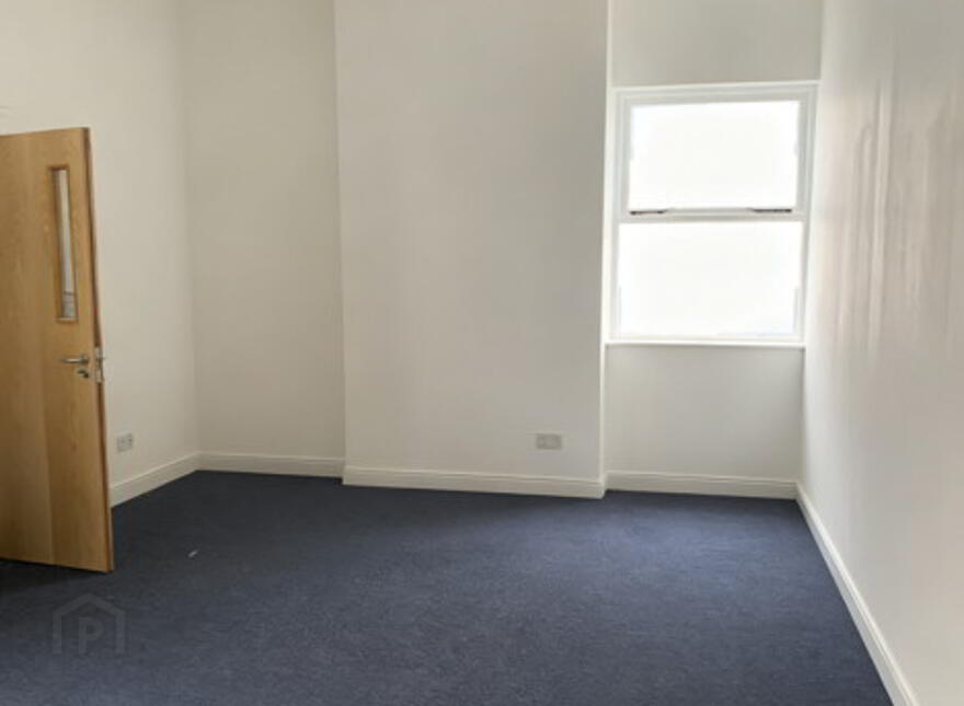 2 Lower Crescent, Belfast, BT7 1NR