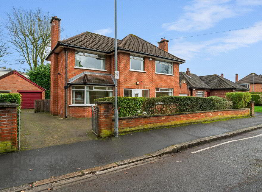 39 Mount Eden Park, Belfast, BT9 6RB photo