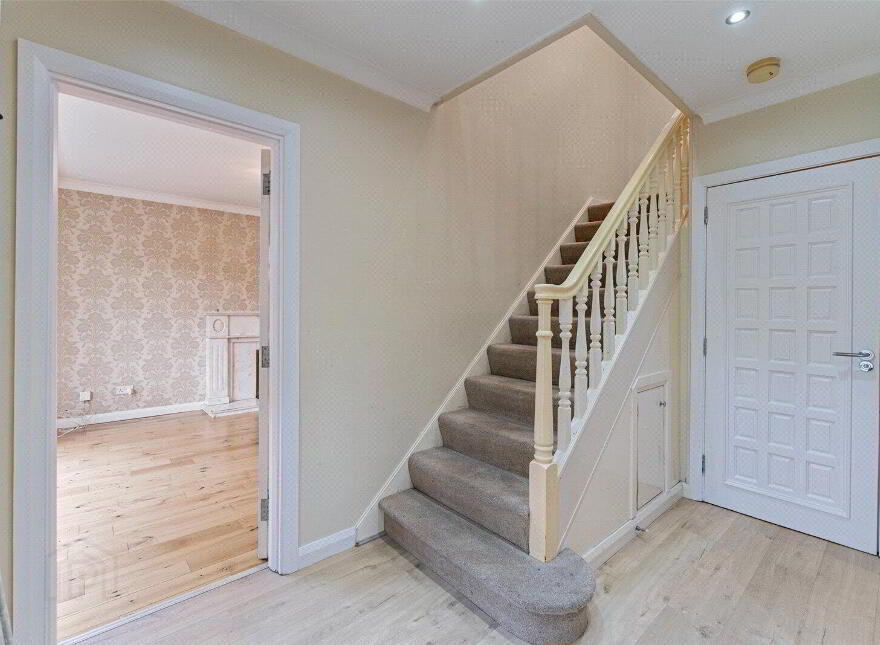 39 Mount Eden Park, Belfast, BT9 6RB
