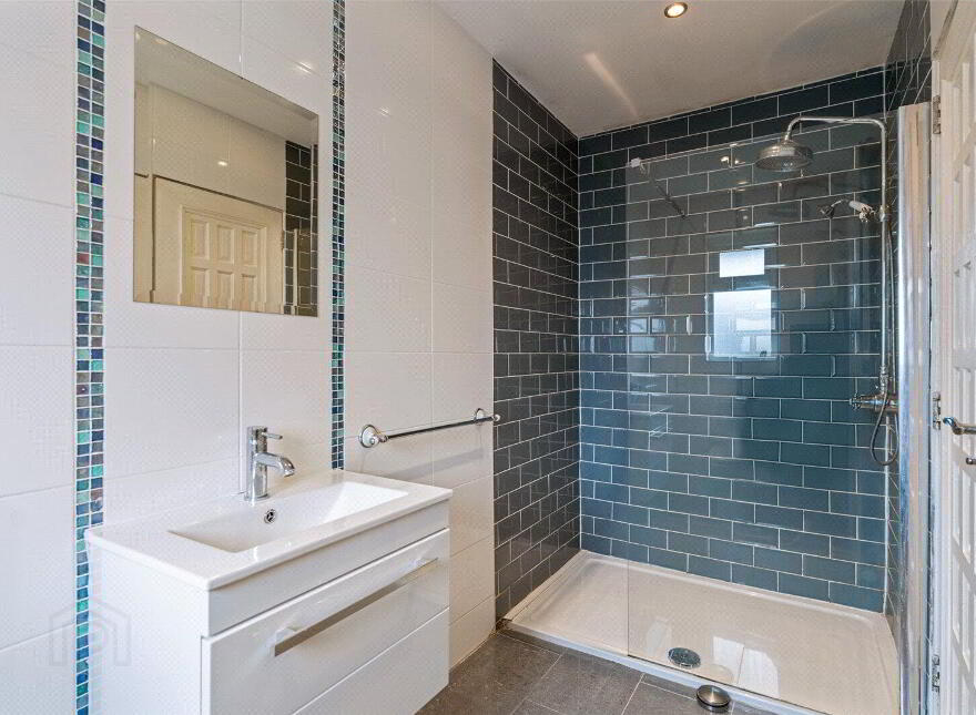 39 Mount Eden Park, Belfast, BT9 6RB